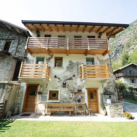 Cozy Stone Surrounded By Nature Samolaco *