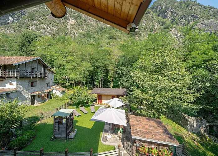 Cozy Stone Surrounded By Nature Samolaco Διαμέρισμα