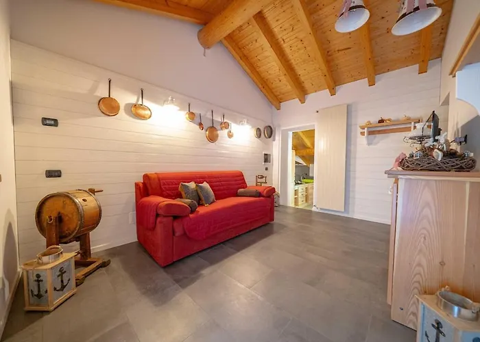 Cozy Stone Surrounded By Nature Samolaco Διαμέρισμα *