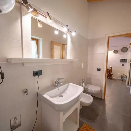 Cozy Stone Surrounded By Nature Samolaco Apartman